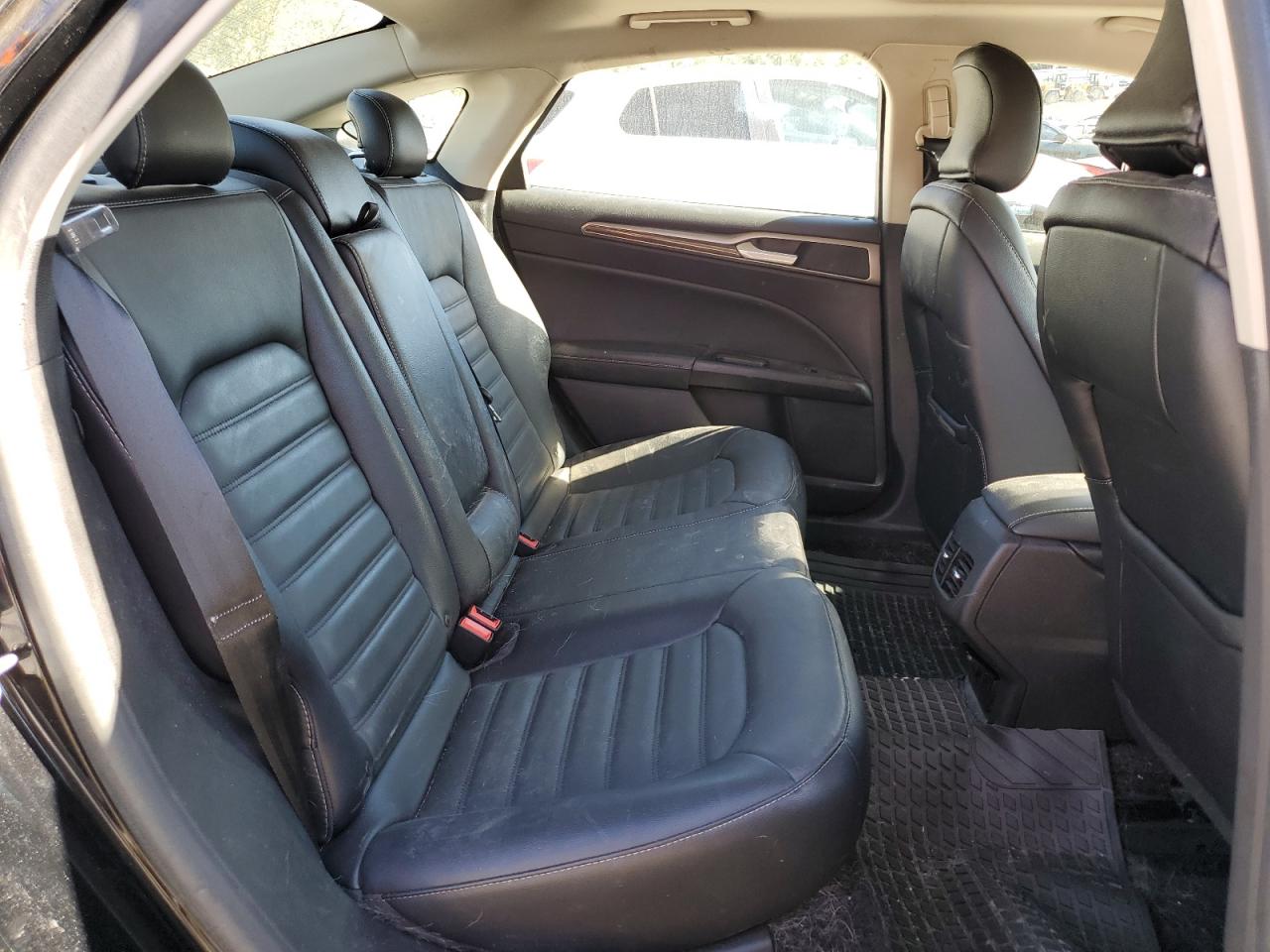 2018 Ford Fusion Se VIN: 3FA6P0HD4JR186534 Lot: 82331895