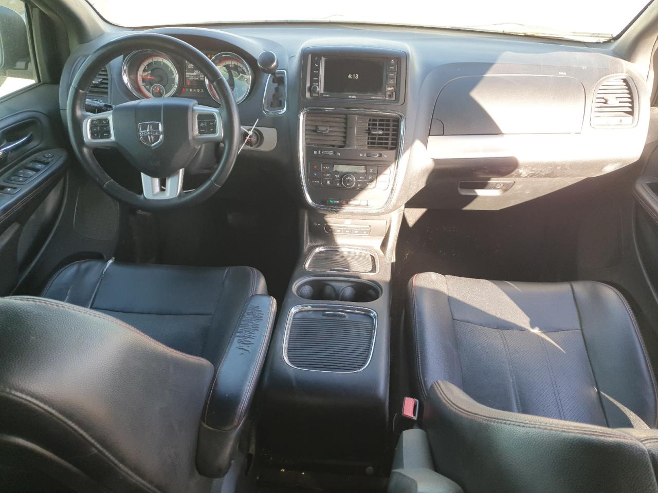2013 Dodge Grand Caravan R/T VIN: 2C4RDGEG9DR816985 Lot: 86180345