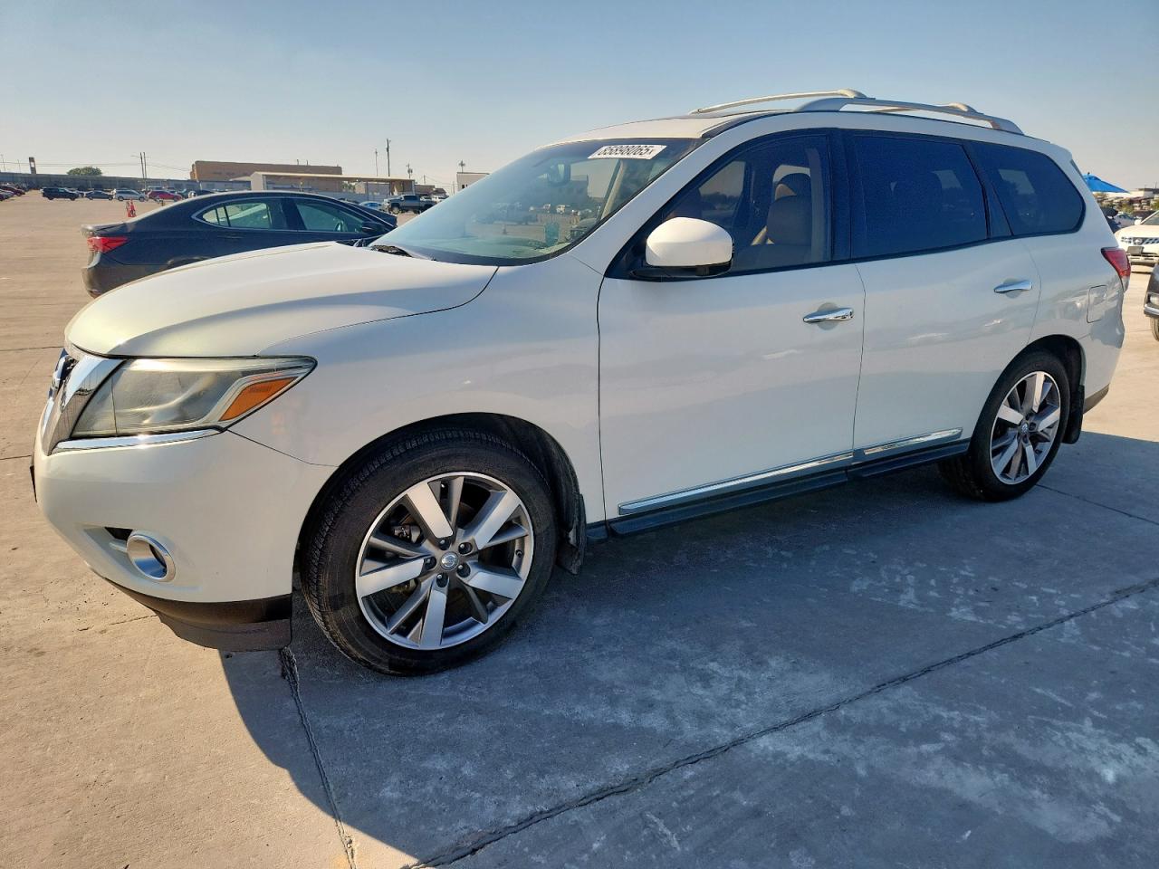 2014 Nissan Pathfinder S white suv gas 5N1AR2MN2EC641468 photo #1