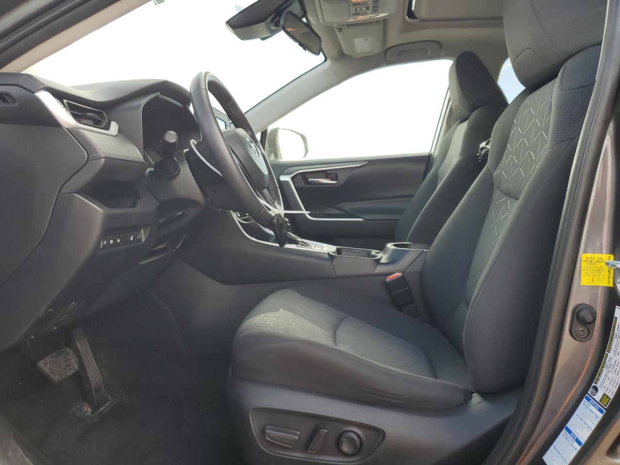 2021 Toyota Rav4 Xle VIN: 2T3P1RFV2MC245971 Lot: 84635215