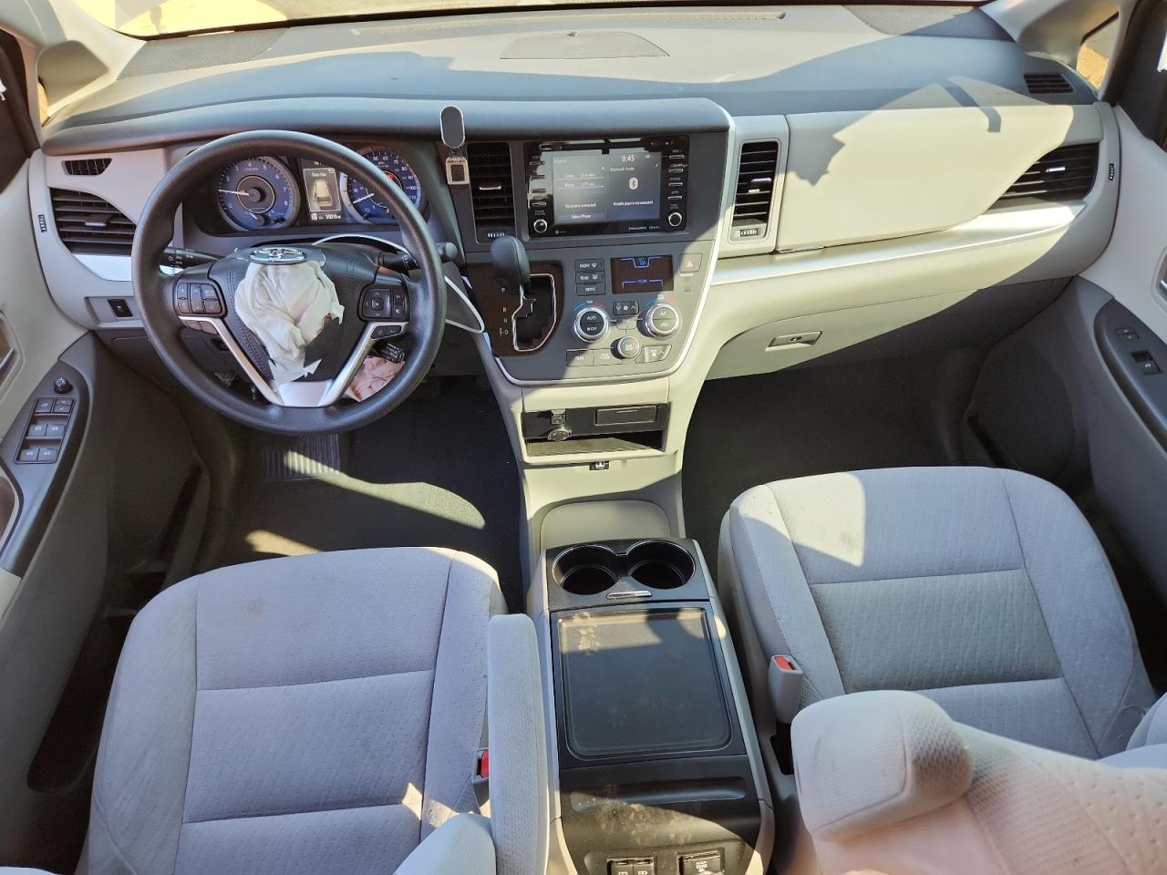 2020 Toyota Sienna Le VIN: 5TDKZ3DC8LS078905 Lot: 82002045