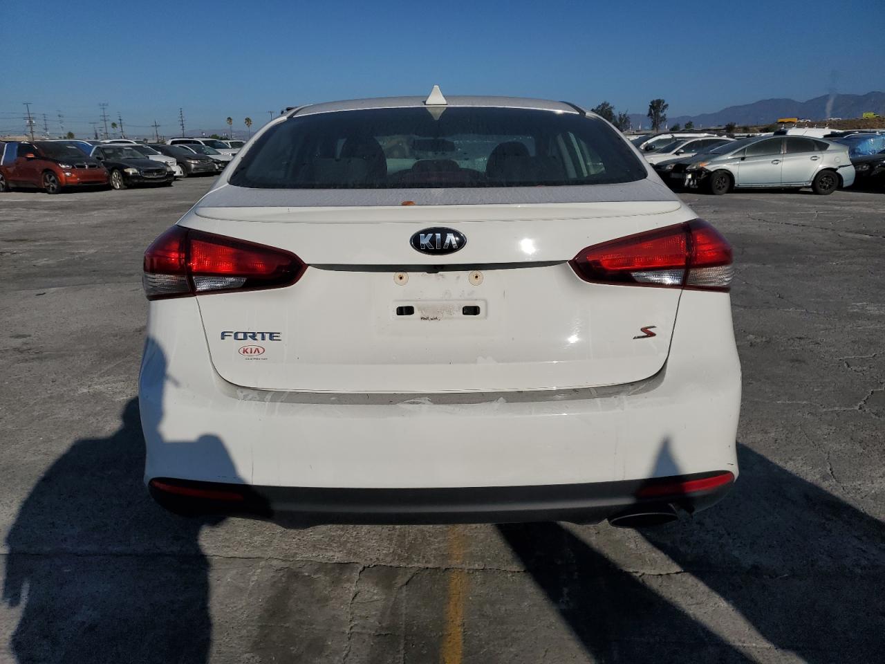 2018 Kia Forte Lx VIN: 3KPFL4A73JE186193 Lot: 85754955