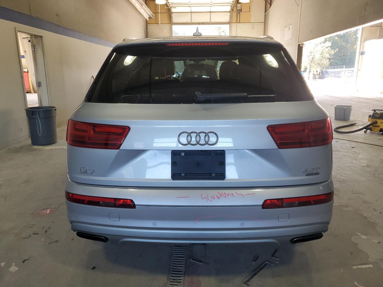 2017 Audi Q7 Premium Plus VIN: WA1LAAF77HD008115 Lot: 82574765