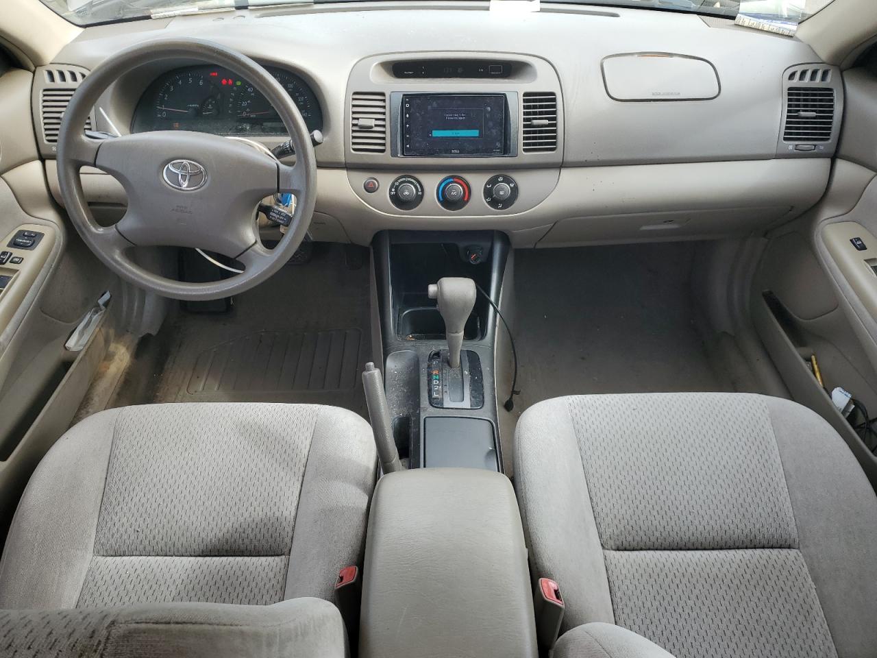 2004 Toyota Camry Le VIN: 4T1BE32K14U806921 Lot: 81513565