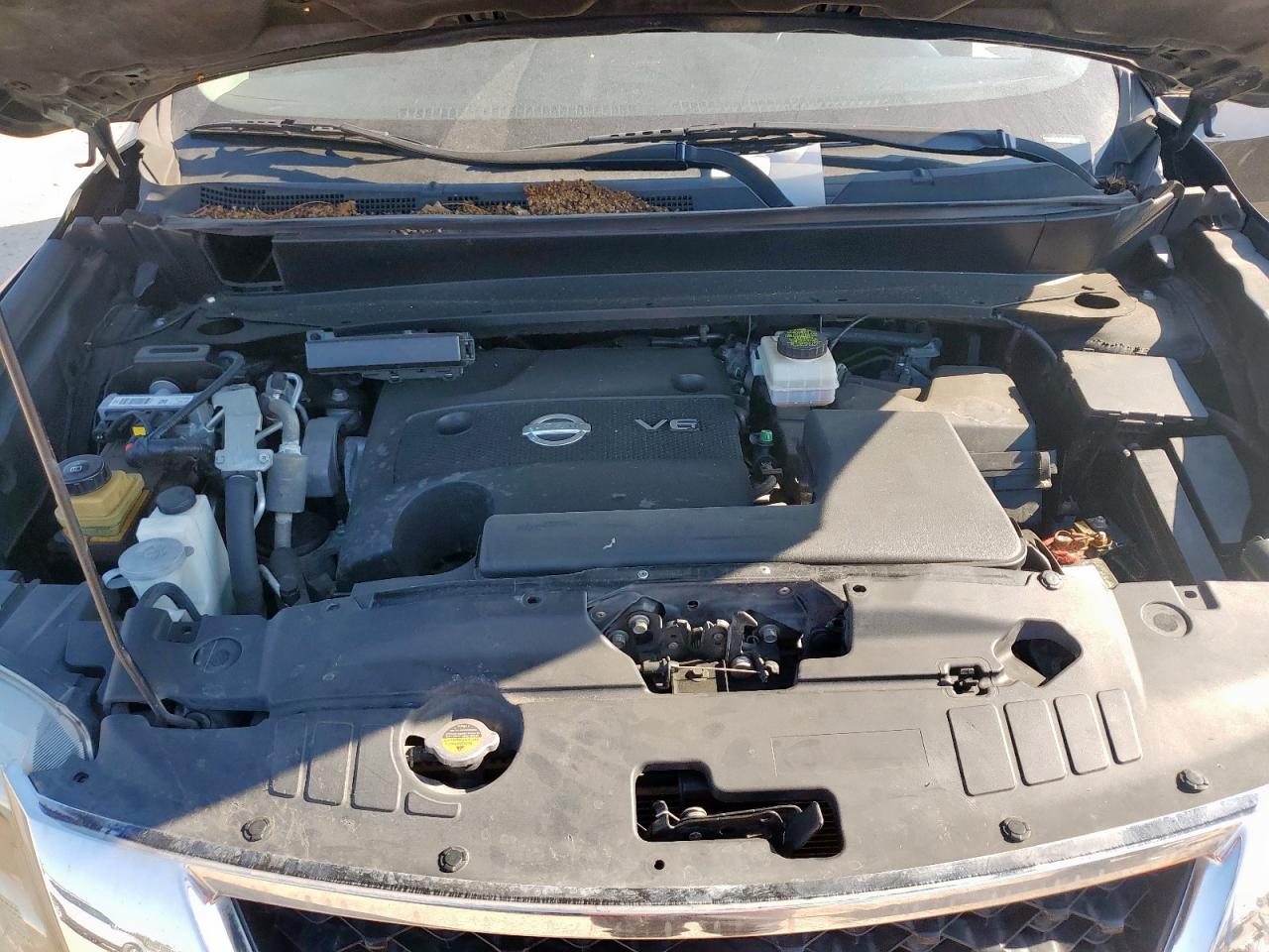 2015 Nissan Pathfinder S VIN: 5N1AR2MN0FC716668 Lot: 82472305