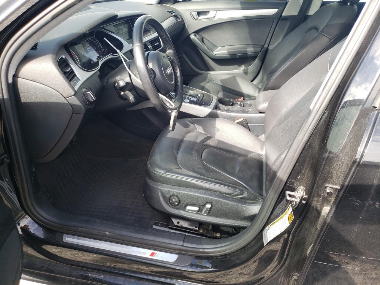 2016 Audi A4 Premium S-Line VIN: WAUBFAFL8GN015404 Lot: 81646925