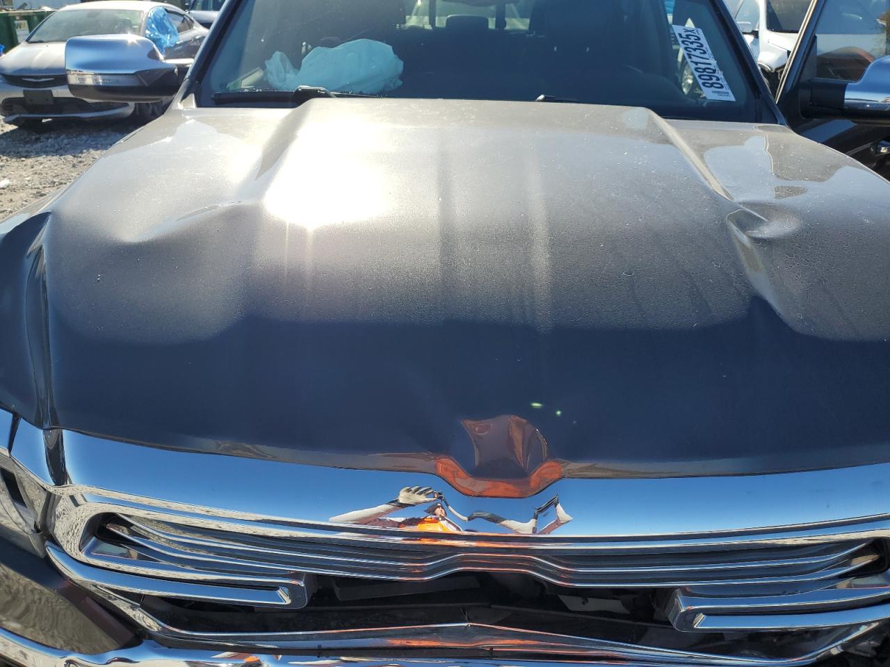 2019 Ram 1500 Laramie VIN: 1C6SRFJT5KN764806 Lot: 89817335