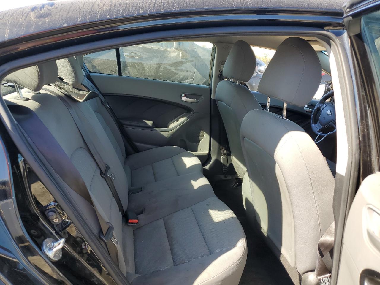 2017 Kia Forte Lx VIN: 3KPFK4A77HE045169 Lot: 87305265