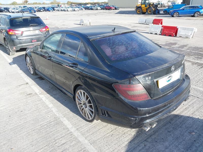 2011 MERCEDES-BENZ C CLASS C200 CDI BLUEEFFICIENCY EXECUTIVE SE 4DR AUTO