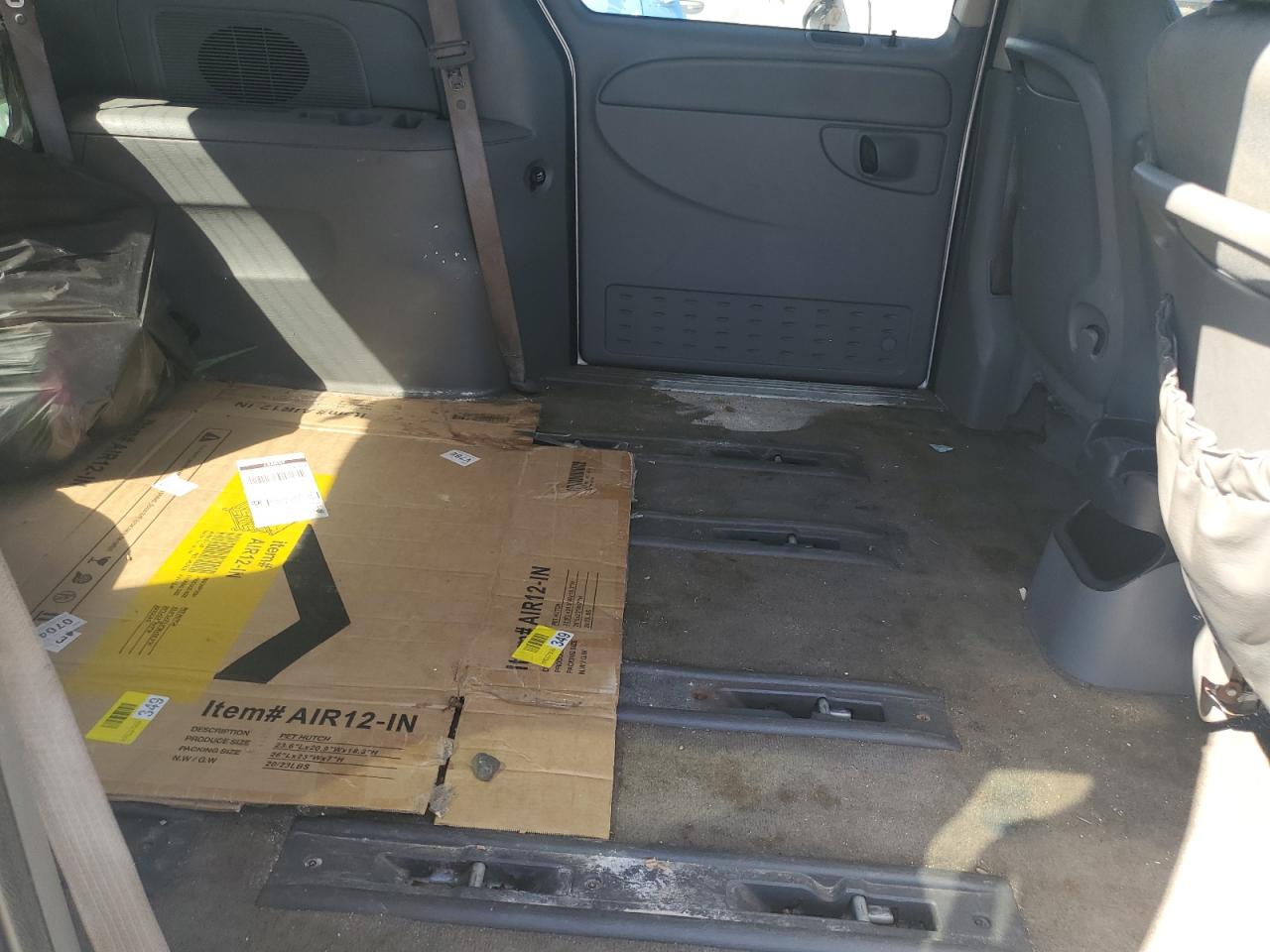 2006 Chrysler Town & Country VIN: 1A4GP45R06B740051 Lot: 84612285