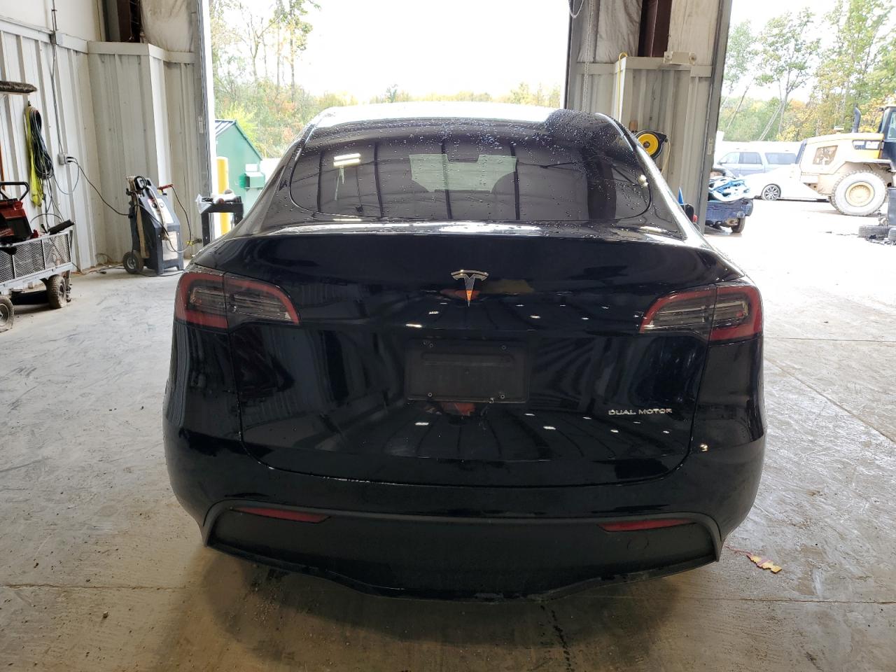 2022 Tesla Model Y VIN: 7SAYGDEE2NF365785 Lot: 82484985