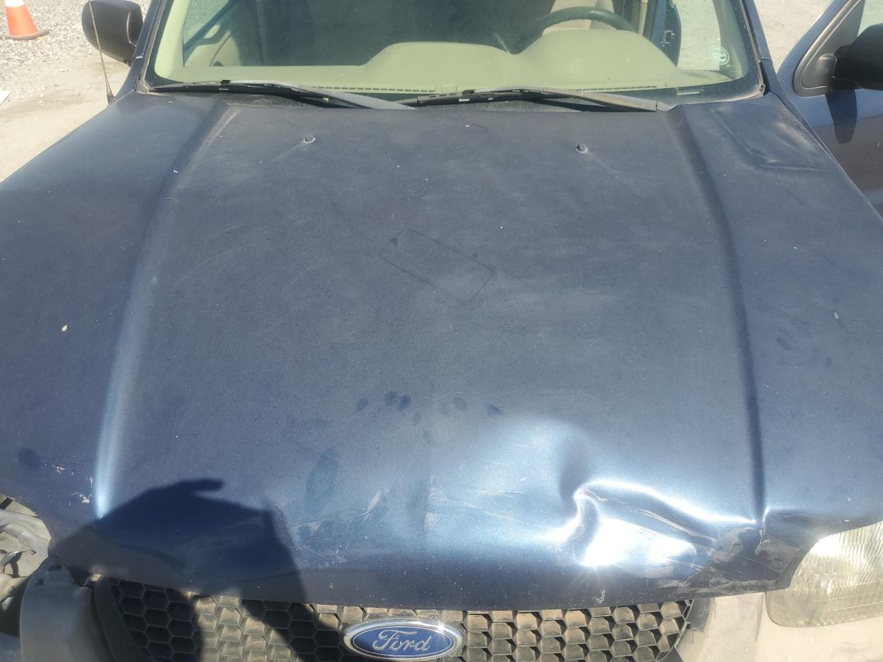 2003 Ford Escape Xls VIN: 1FMYU02103KA90638 Lot: 86146885