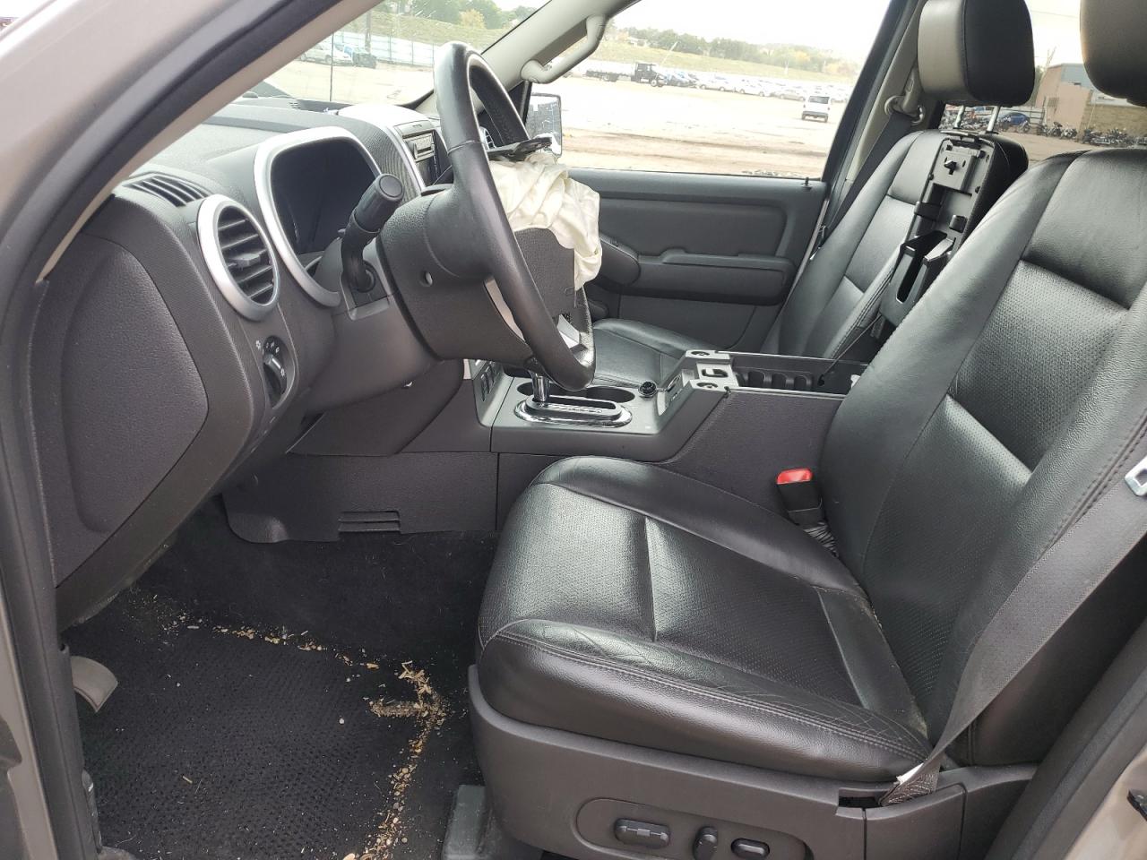 2007 Mercury Mountaineer Premier VIN: 4M2EU48887UJ18581 Lot: 85686935