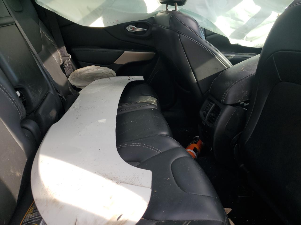 2018 Jeep Cherokee Limited VIN: 1C4PJLDB0JD534828 Lot: 85918225