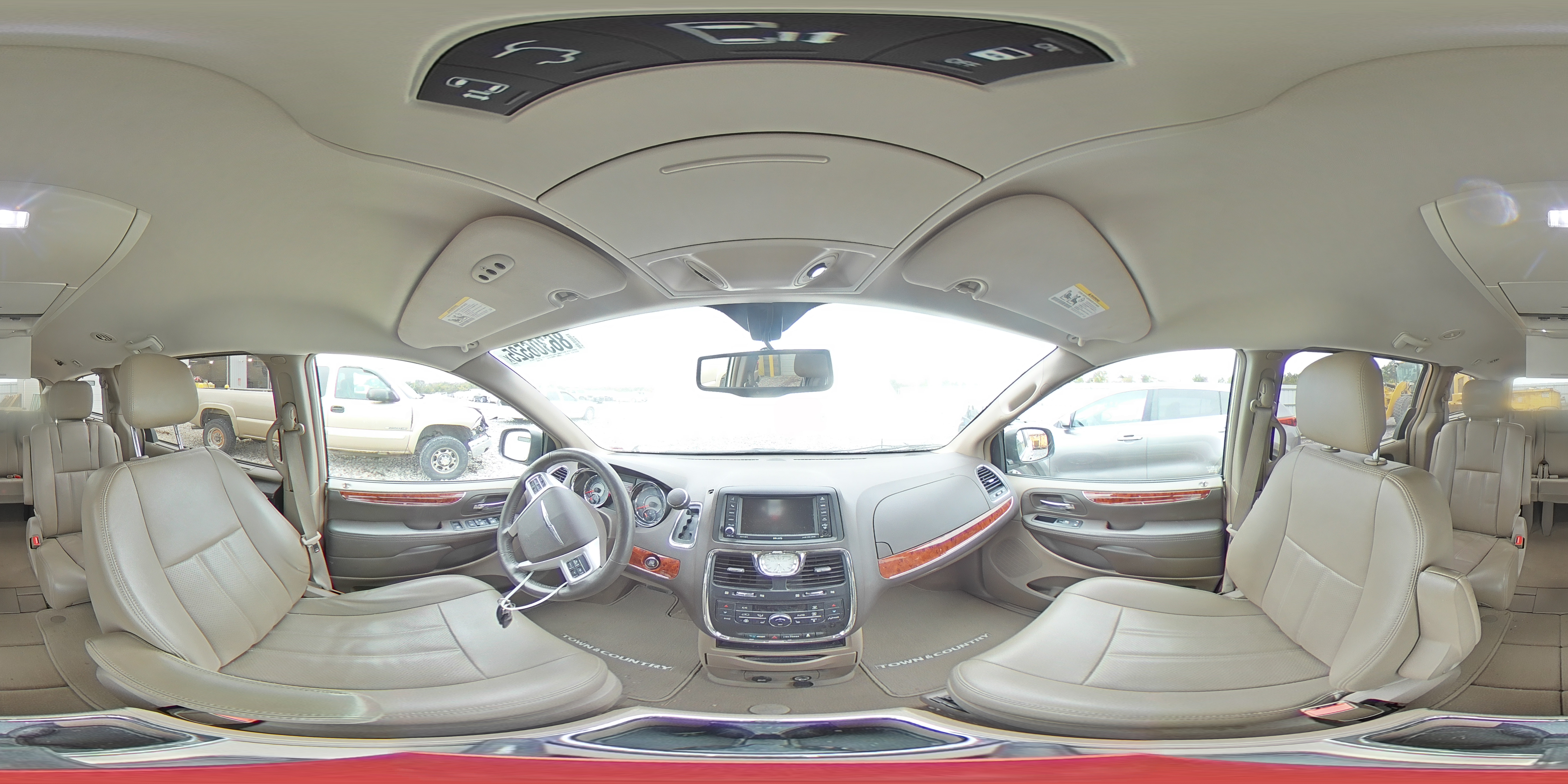 2015 Chrysler Town & Country Touring L VIN: 2C4RC1CG1FR584064 Lot: 86306525