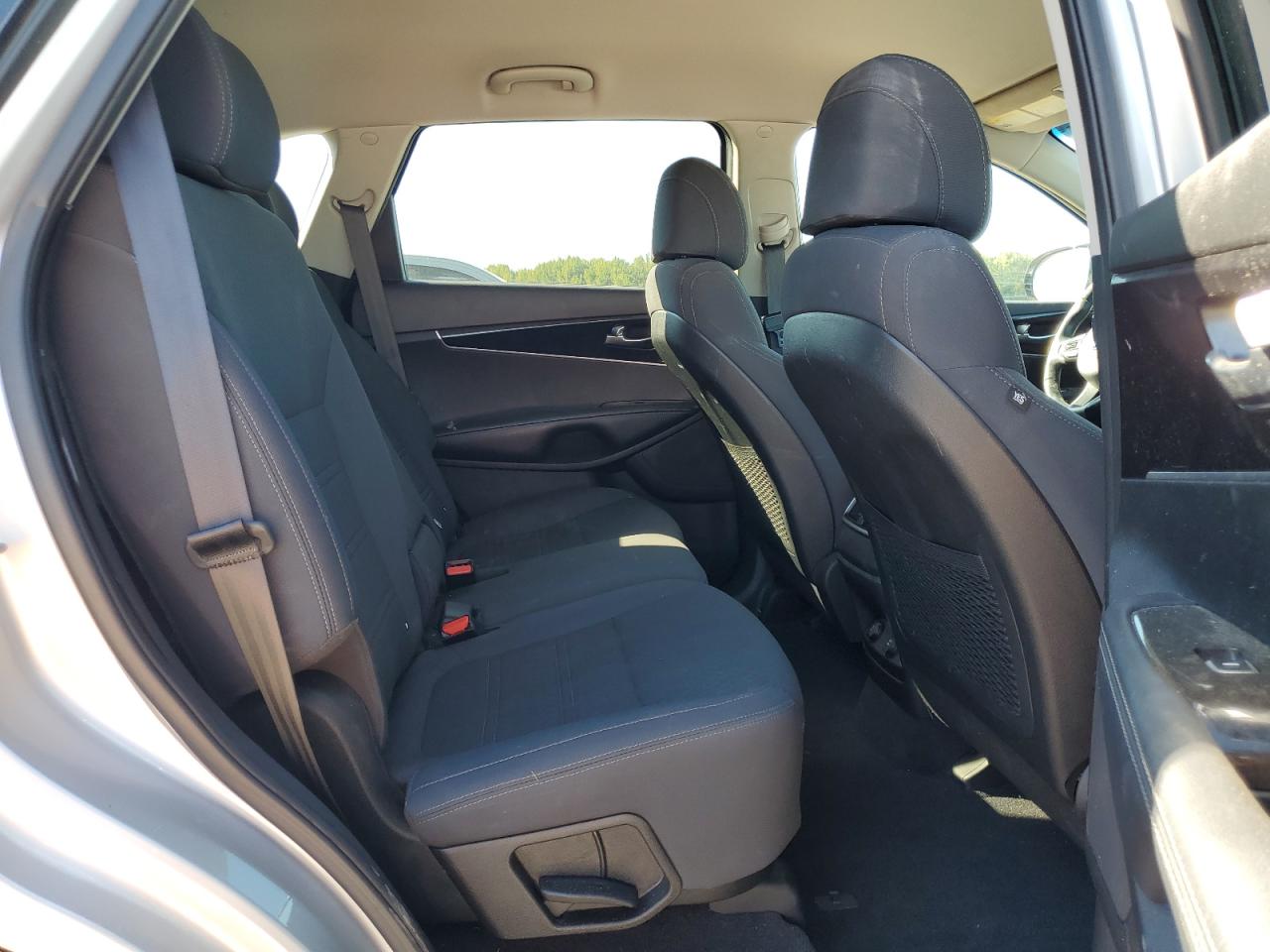 2017 Kia Sorento Lx VIN: 5XYPG4A39HG251888 Lot: 84250725