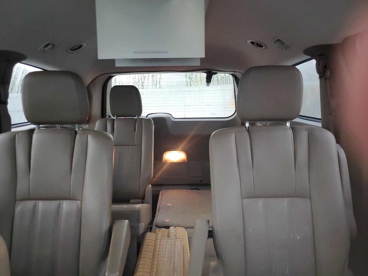 2014 Chrysler Town & Country Touring VIN: 2C4RC1BG2ER393947 Lot: 82384705