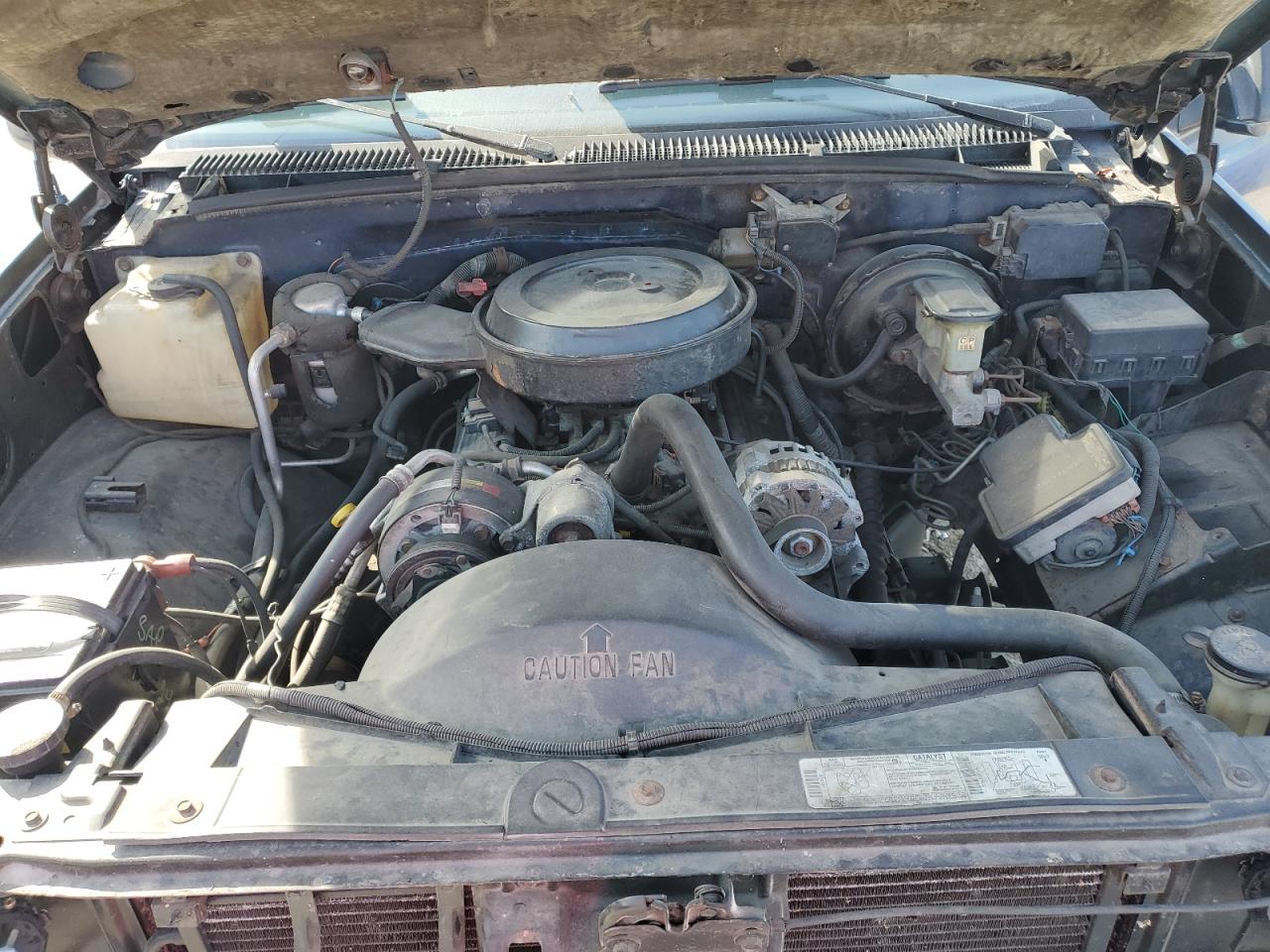 1995 Chevrolet Gmt-400 K1500 VIN: 2GCEK19K9S1203325 Lot: 84732025