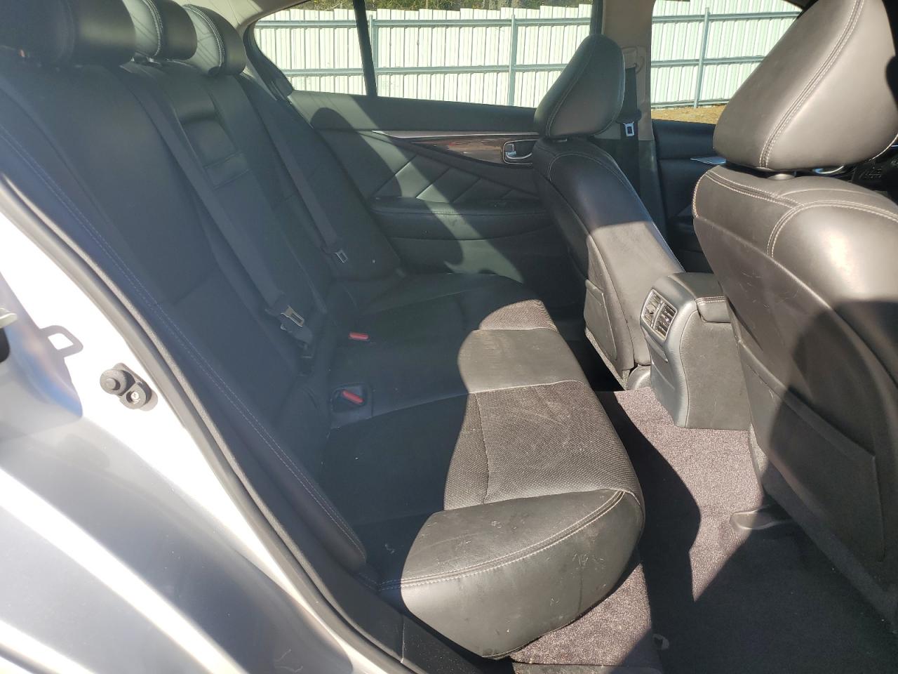 2018 Infiniti Q50 Luxe VIN: JN1EV7AR2JM440702 Lot: 82766605