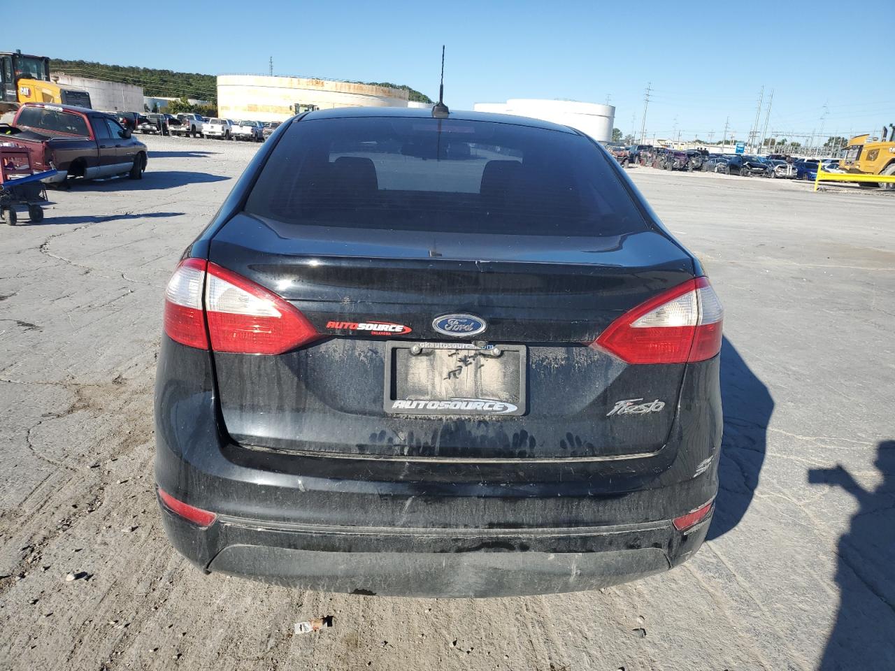 2018 Ford Fiesta S VIN: 3FADP4AJ5JM134728 Lot: 82651215