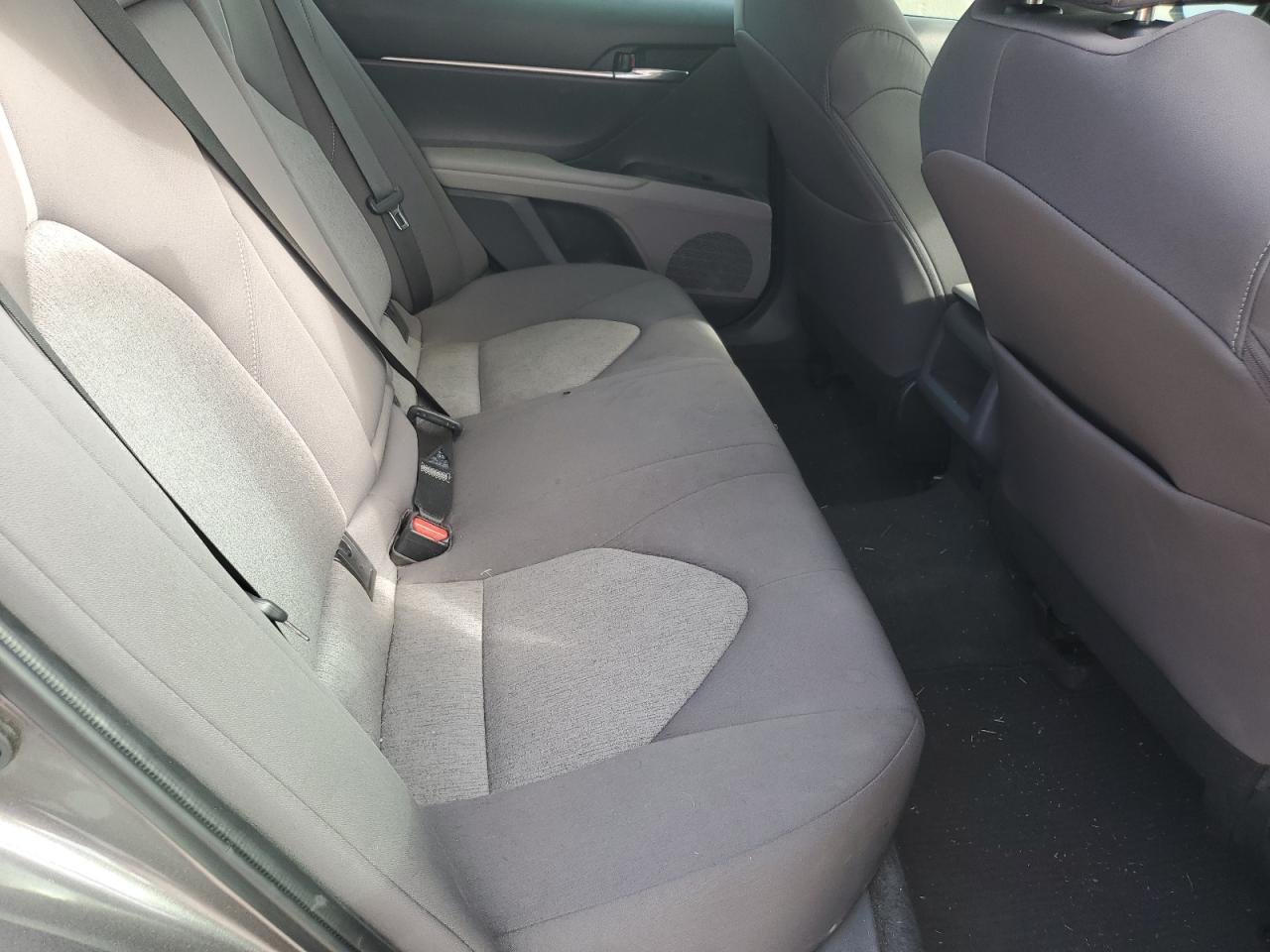 2022 Toyota Camry Le VIN: 4T1C11AK6NU698464 Lot: 81986615