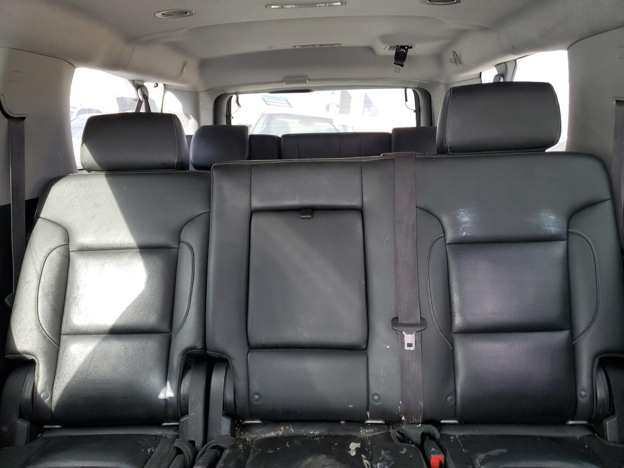 2015 Chevrolet Suburban K1500 Lt VIN: 1GNSKJKC2FR638276 Lot: 85897235