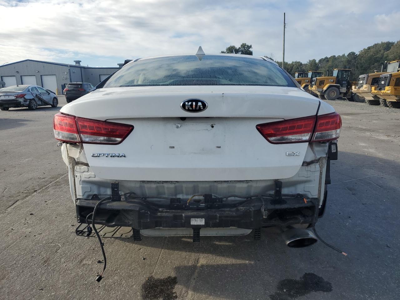 2018 Kia Optima Ex VIN: 5XXGU4L35JG237888 Lot: 81915205