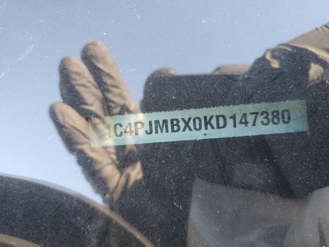 2019 Jeep Cherokee Trailhawk VIN: 1C4PJMBX0KD147380 Lot: 82561745