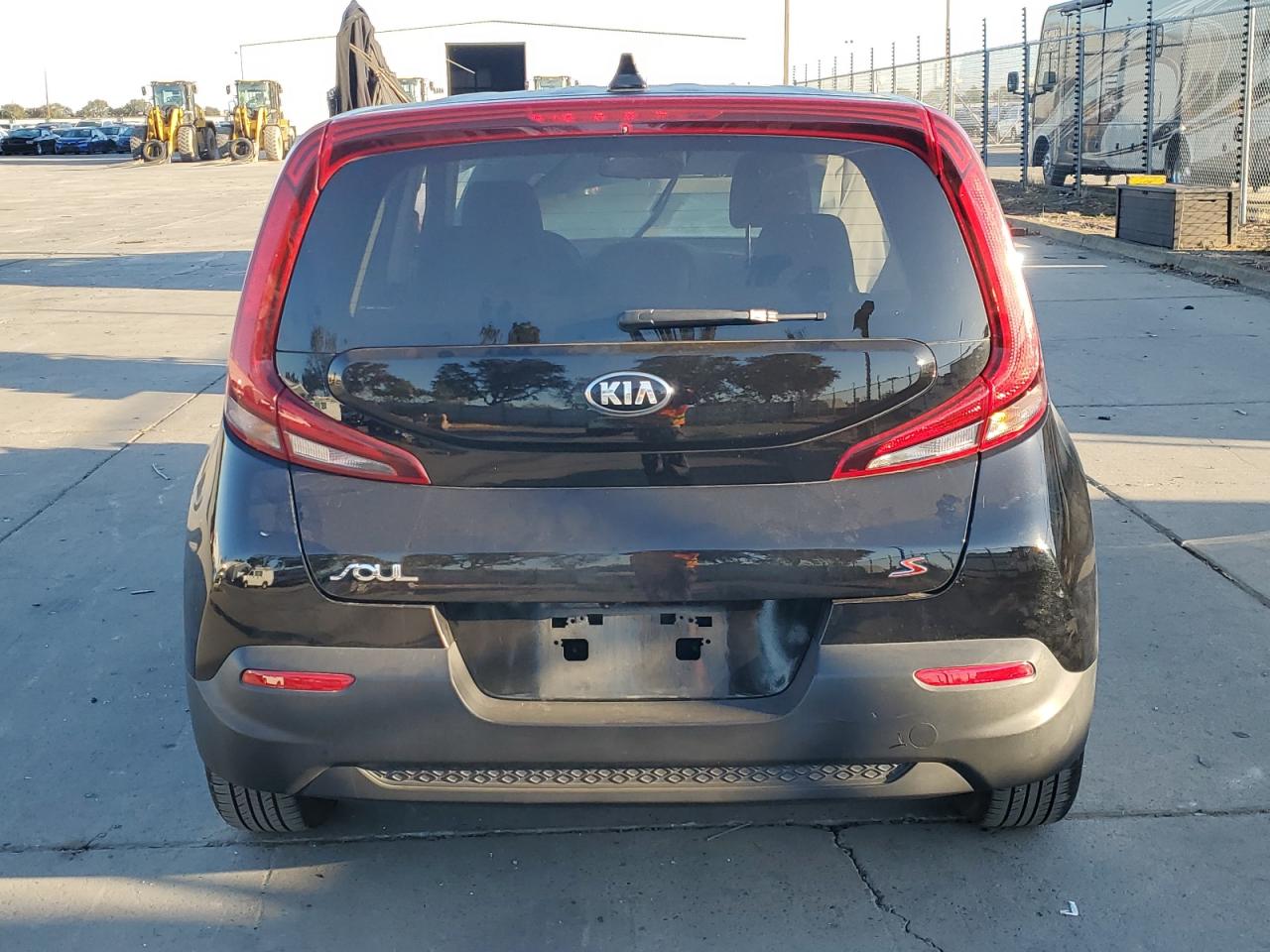 2021 Kia Soul Lx VIN: KNDJ23AU9M7772981 Lot: 82320945