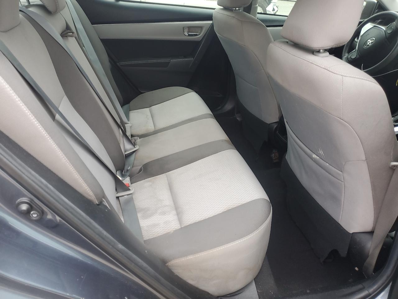 2018 Toyota Corolla L VIN: 2T1BURHE8JC020666 Lot: 85920565