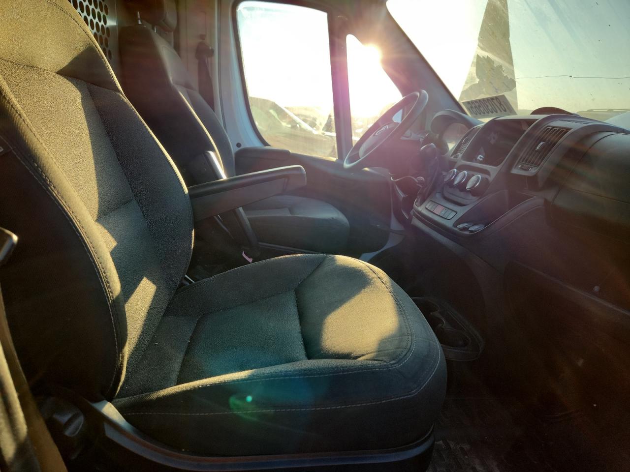 2016 Ram Promaster 1500 Van VIN: 3C6TRVAG0GE115802 Lot: 87030565