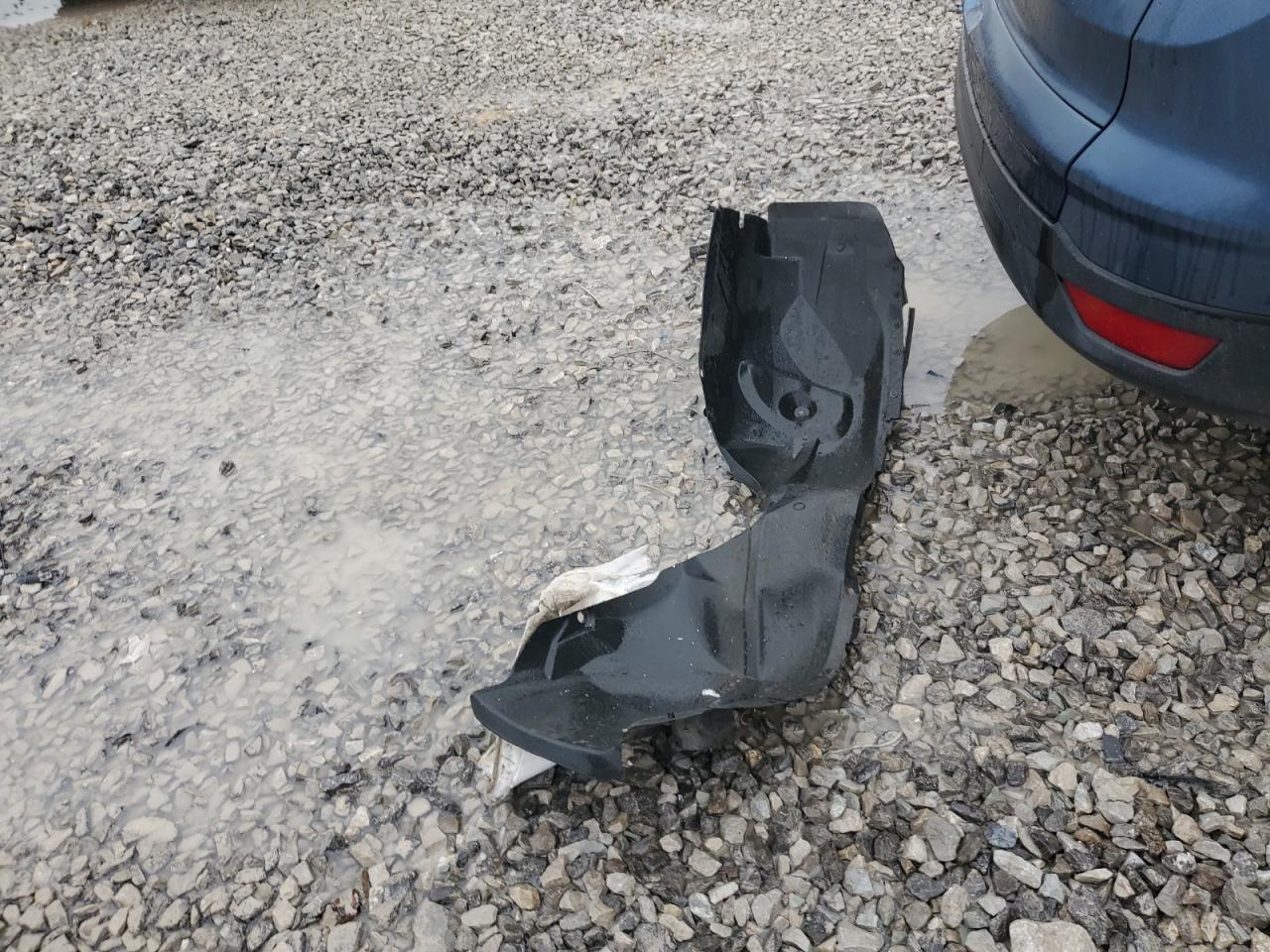 2018 Ford Escape S VIN: 1FMCU0F74JUC31060 Lot: 90468575