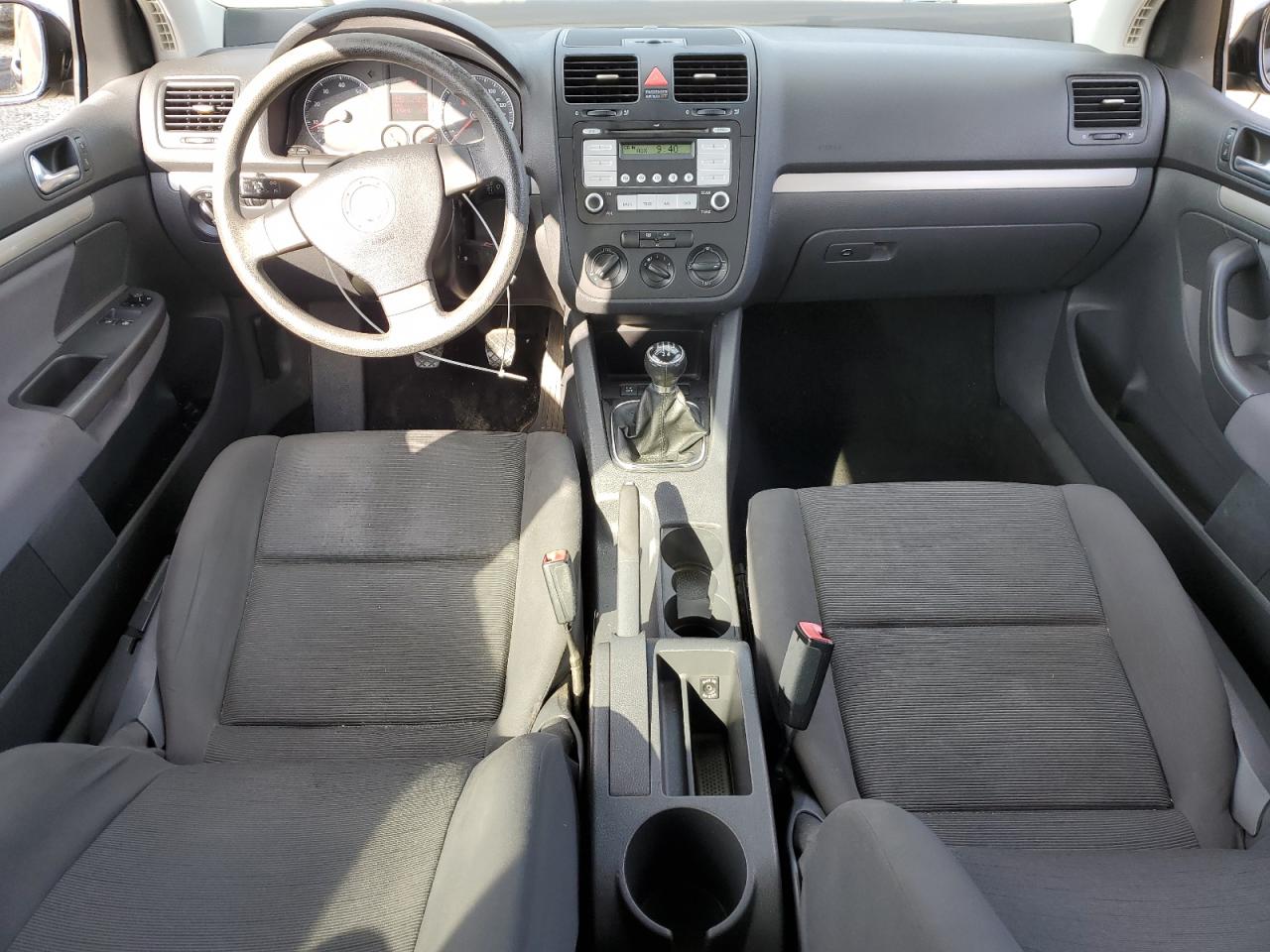 2009 Volkswagen Rabbit VIN: WVWAA71K29W009142 Lot: 85708885