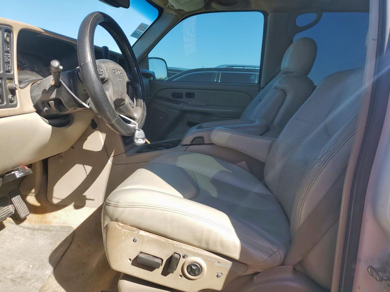 2004 GMC Yukon Xl K2500 VIN: 1GKGK26U24R220809 Lot: 90460045