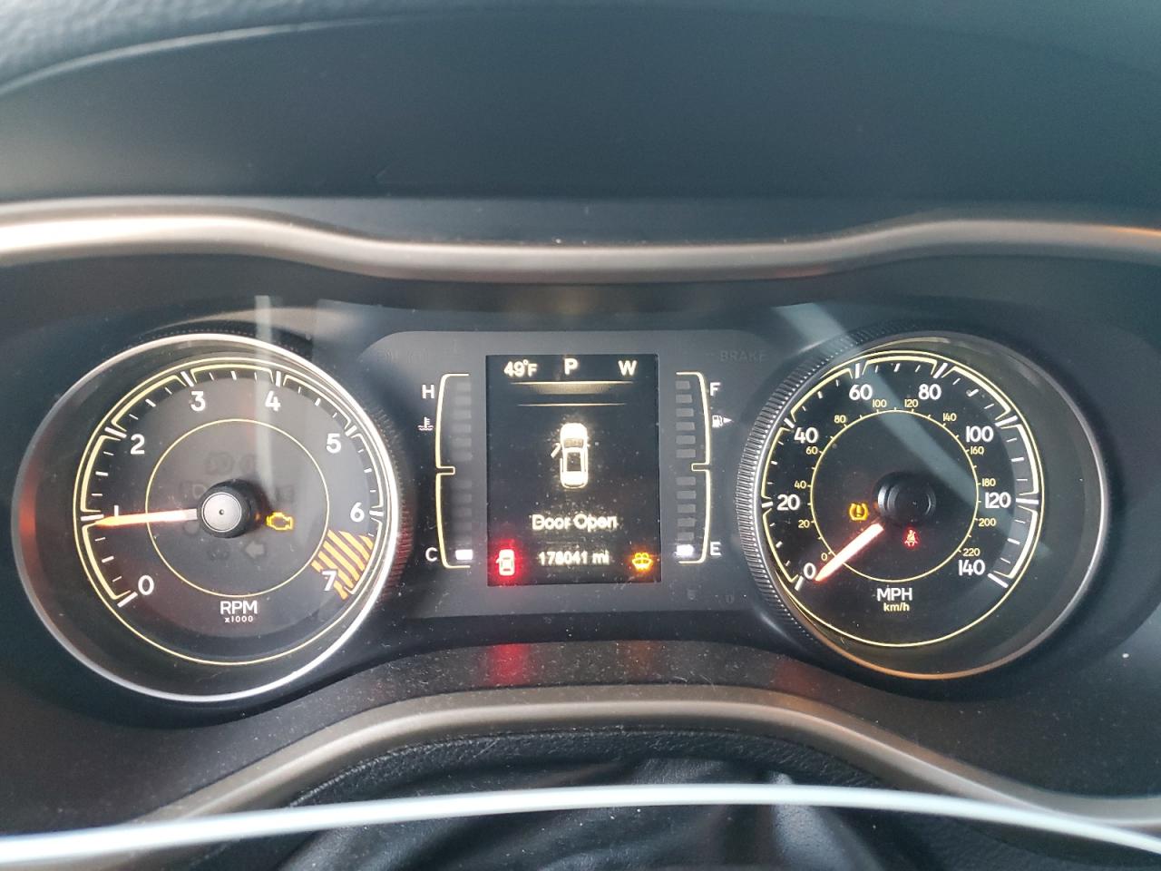 2014 Jeep Cherokee Latitude VIN: 1C4PJMCB2EW107006 Lot: 89654155