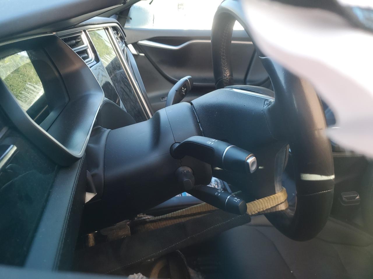 2017 Tesla Model S VIN: 5YJSA1E19HF201163 Lot: 84812655