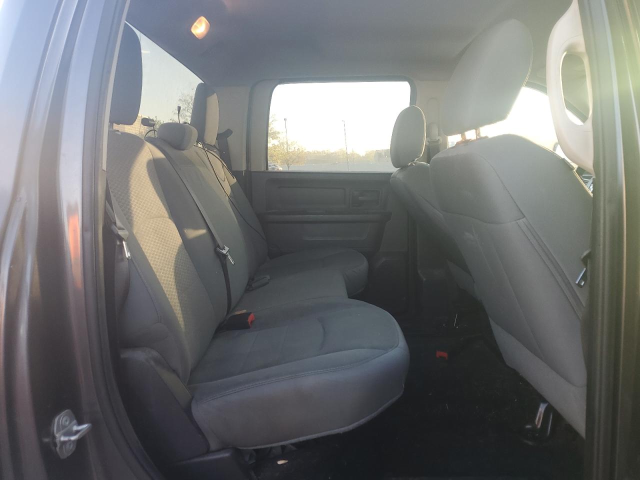 2015 Ram 1500 St VIN: 1C6RR7KG4FS560334 Lot: 84792475