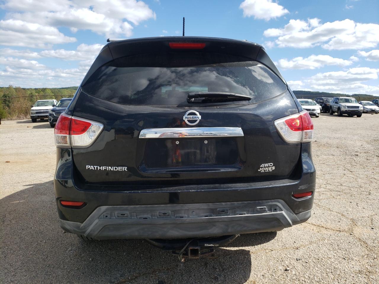 2015 Nissan Pathfinder S VIN: 5N1AR2MM7FC687581 Lot: 85548245