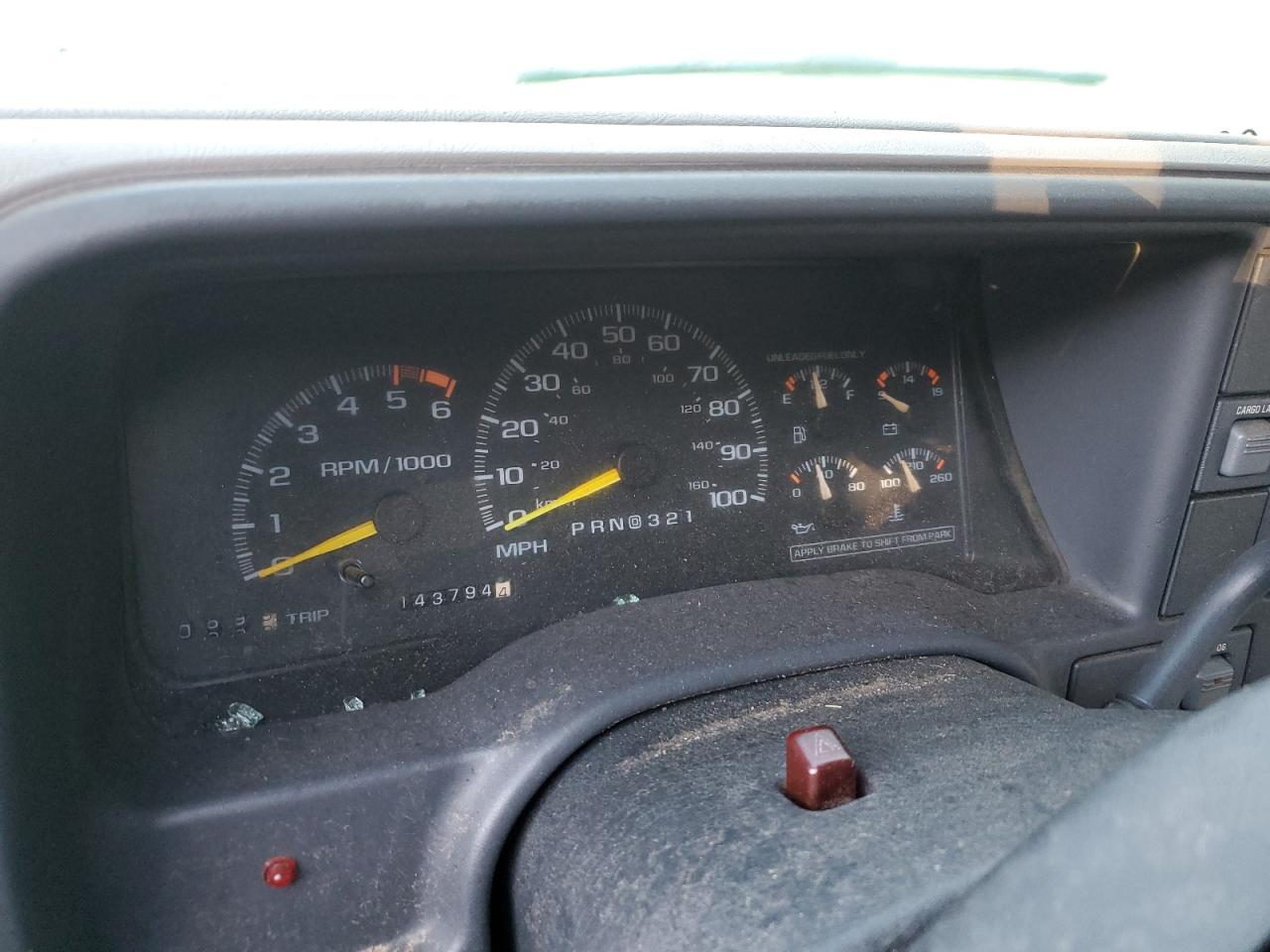 1996 Chevrolet Gmt-400 C1500 VIN: 1GCEC14MXTZ124468 Lot: 82597925