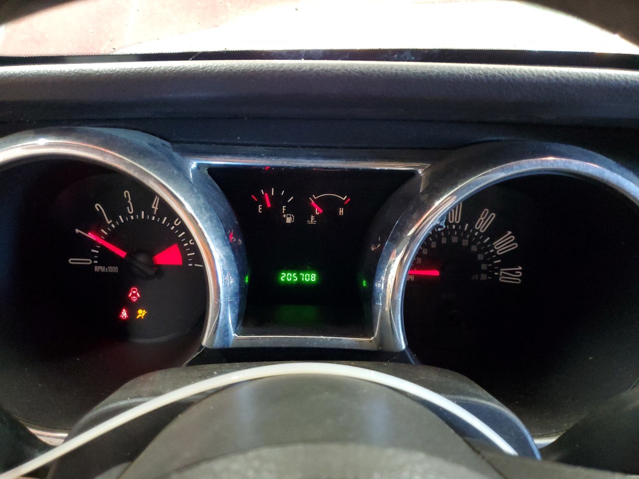 2005 Ford Mustang VIN: 1ZVFT84N155197242 Lot: 86539625