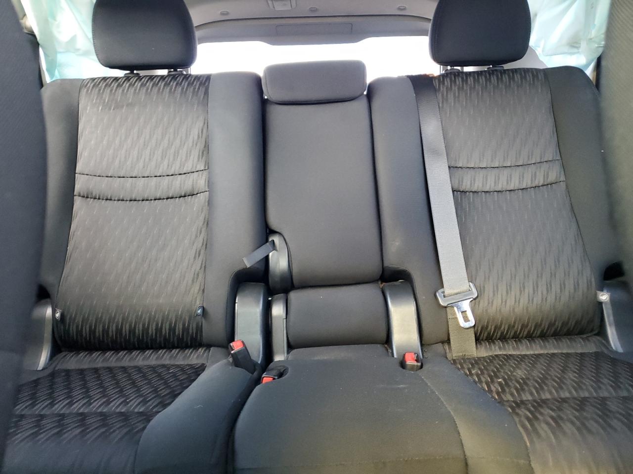 2017 Nissan Rogue S VIN: 5N1AT2MT9HC832390 Lot: 85550005