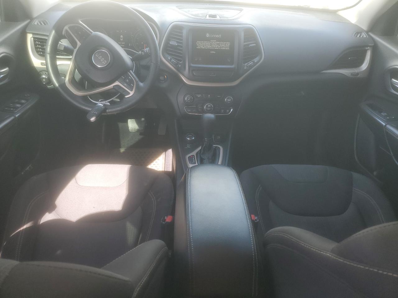 2016 Jeep Cherokee Latitude VIN: 1C4PJMCB7GW193450 Lot: 84939035