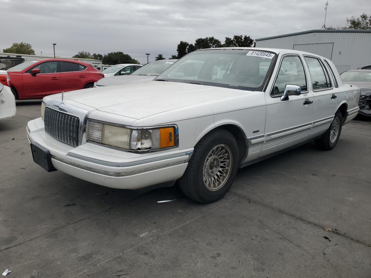 1993 Lincoln Town Car Signature