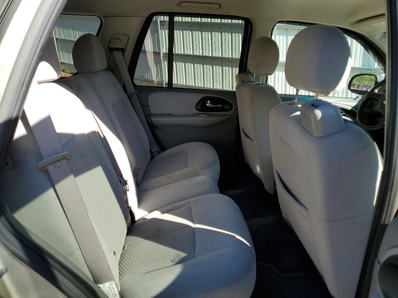 2007 Chevrolet Trailblazer Ls VIN: 1GNDT13S772233939 Lot: 81546675