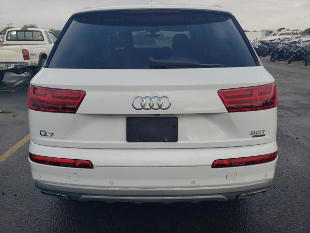 Паркетники AUDI Q7 2017 Белы
