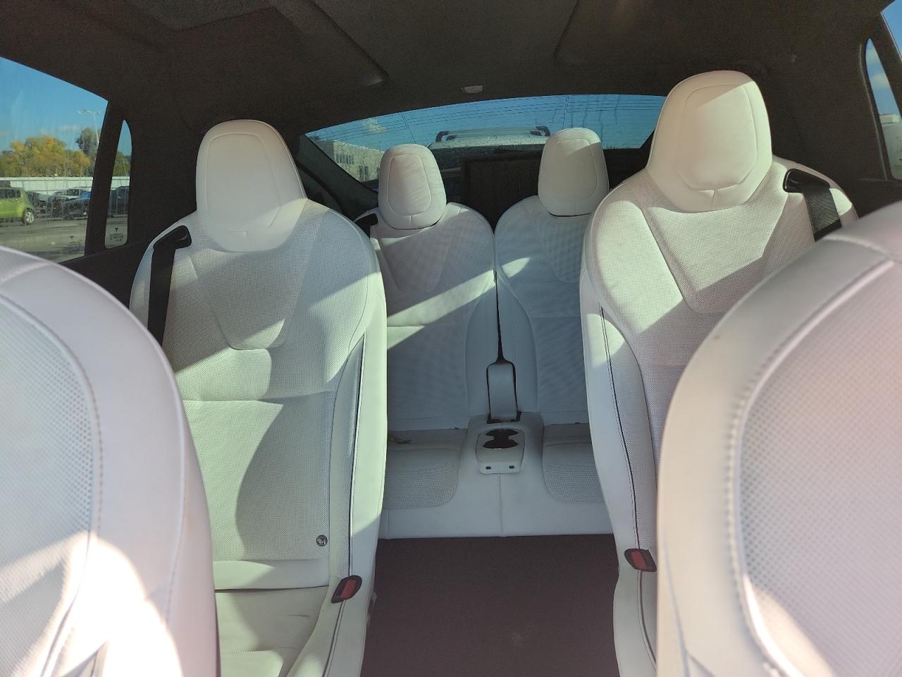 2024 Tesla Model X VIN: 7SAXCBE60RF439439 Lot: 86674685