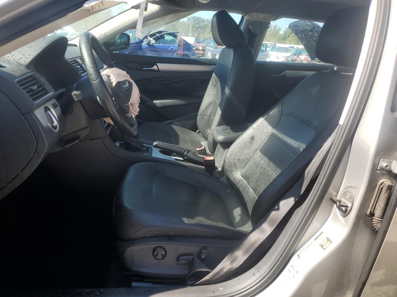 2013 Volkswagen Passat Se VIN: 1VWBP7A33DC120737 Lot: 92914955