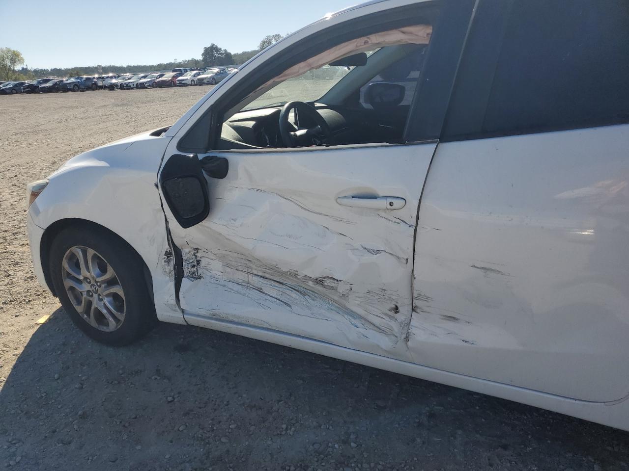 2017 Toyota Yaris Ia VIN: 3MYDLBYV8HY175359 Lot: 82559405