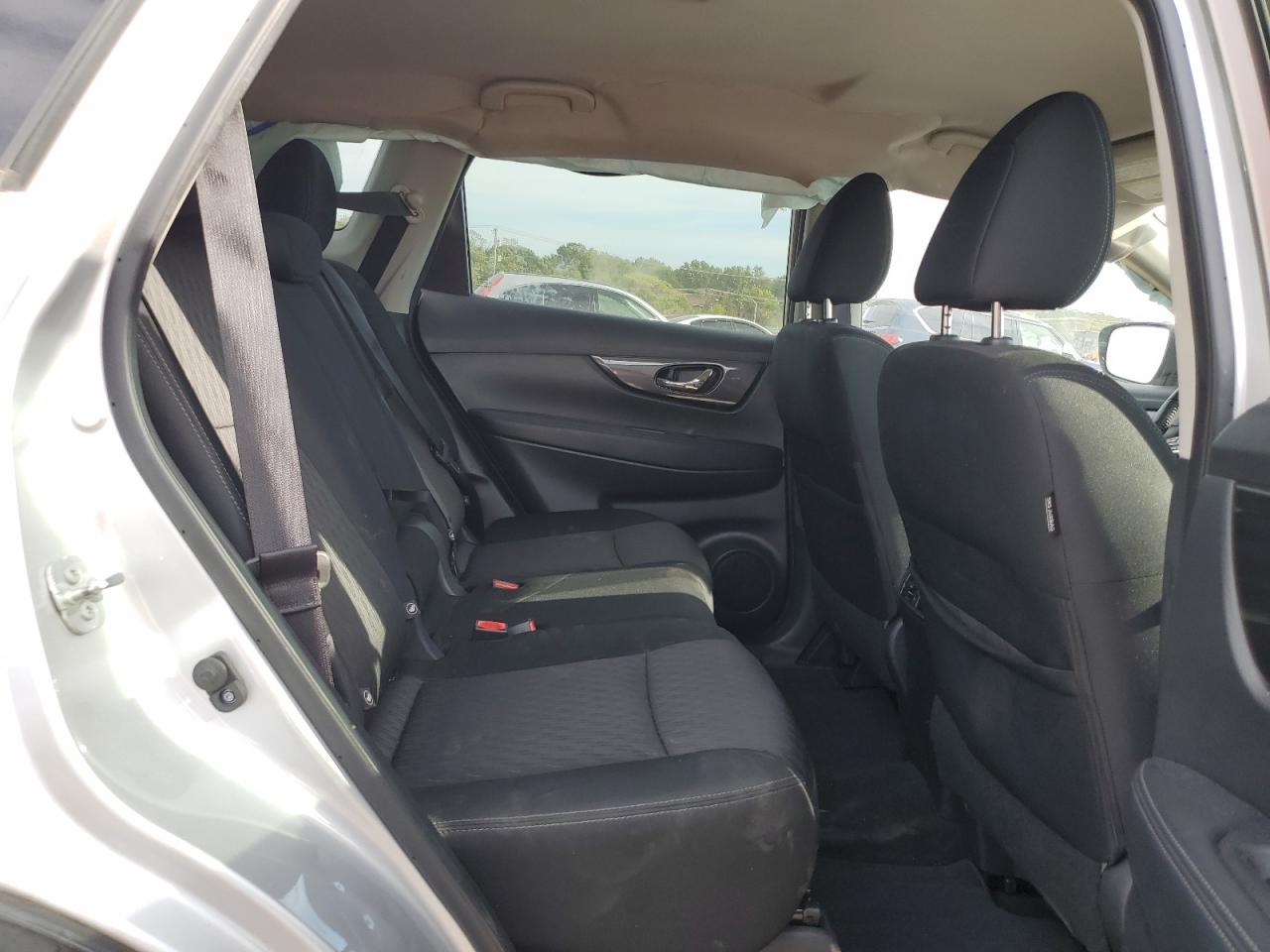 2019 Nissan Rogue S VIN: KNMAT2MT3KP516973 Lot: 85739525