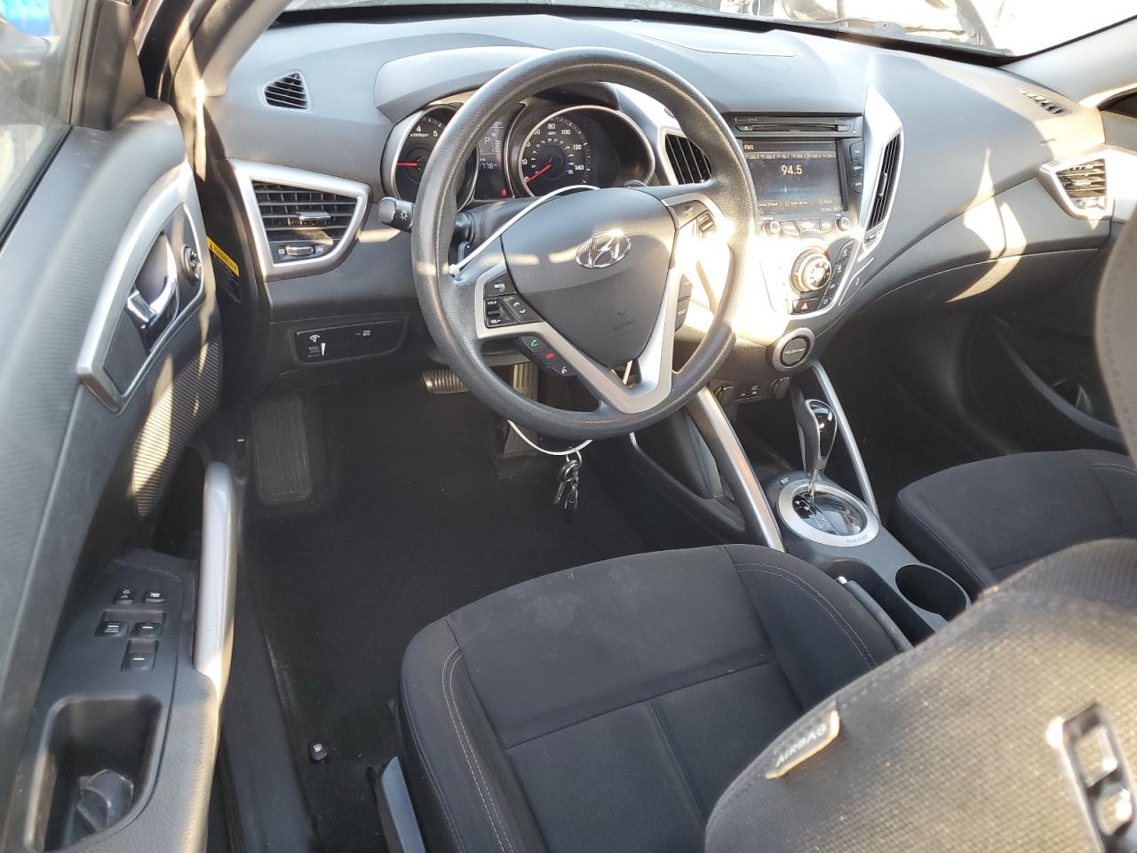 2016 Hyundai Veloster VIN: KMHTC6AD9GU300546 Lot: 90739415